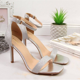 Vinceza W JAN81E srebrne brokatne sandale na visokoj potpetici srebro 2