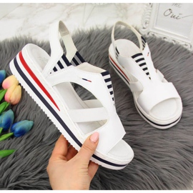 Rieker W V02Y5 sandale na klin bijele boje bijela 1