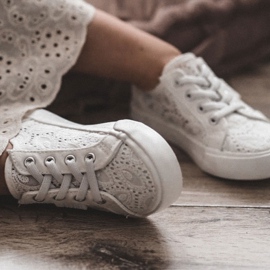 Ažur tenisice Big Star JJ374134 Bijele bijela 1