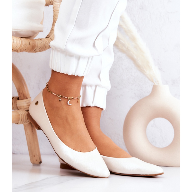 Ženske kožne balerinke Maciejka 04100-26 Svijetlo bež 1