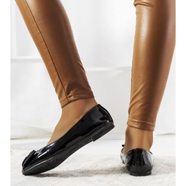 Crne lakirane Flynn balerinke crno 1