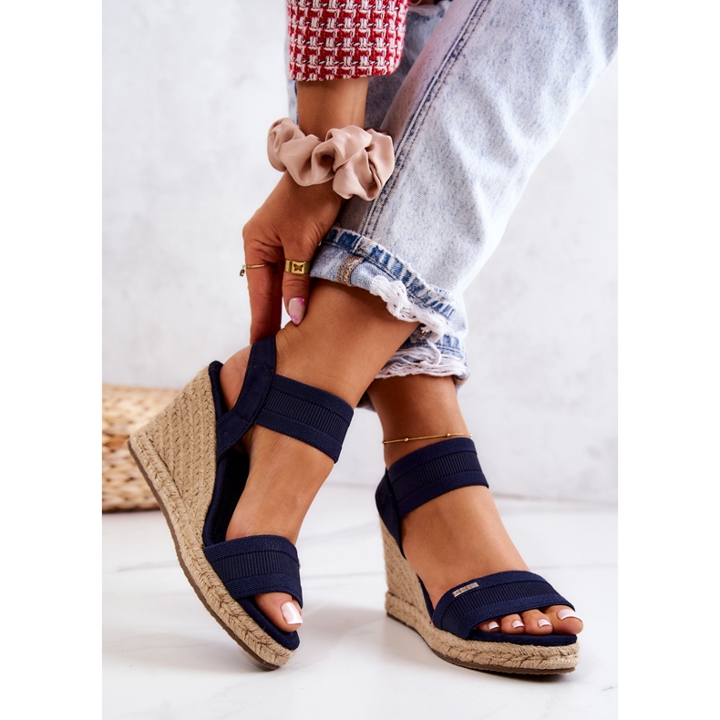 Ženske sandale na klin Big Star JJ274977 Mornarsko plave mornarsko plava 2