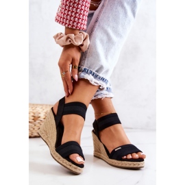 Ženske sandale na klin Big Star JJ274976 crne crna 2