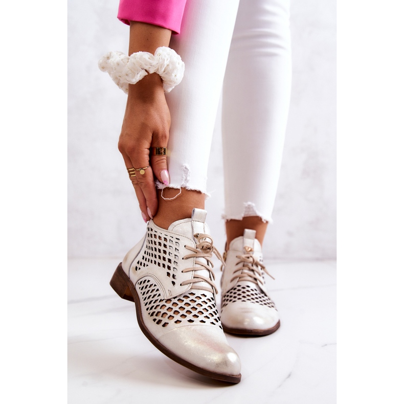 Kožne ažurne čizme Nicole 2704/004 Bijela i zlatna 1