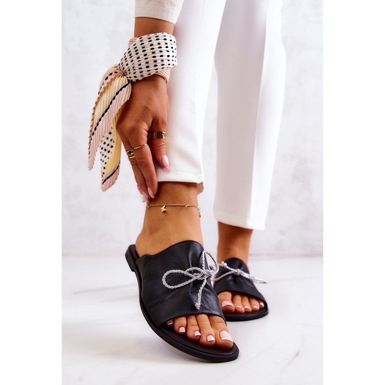 Kožne ženske papuče Nicole 2659/001 crne crna 1