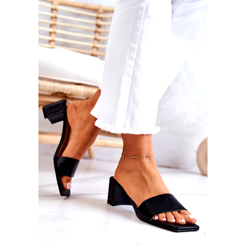 FJ1 Kožne crne Netty sandale na petu crno 3