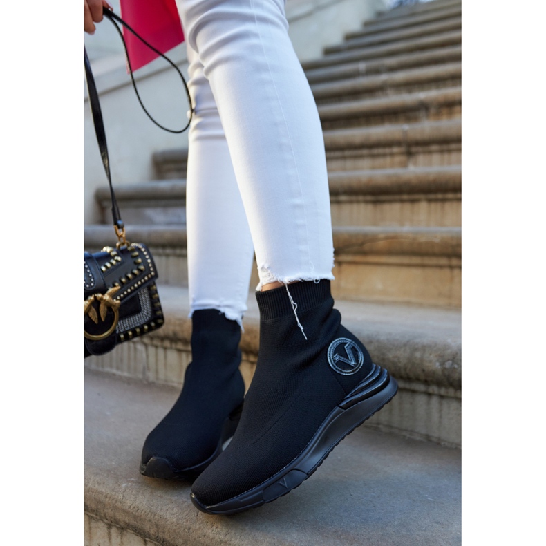 Vinceza Ženske crne sportske čarape Runaway crna 1