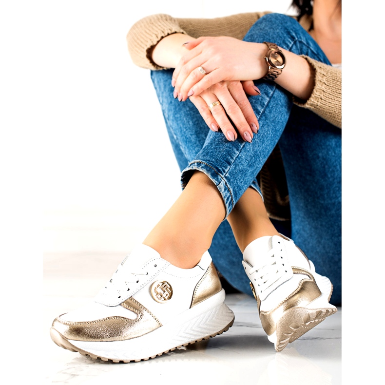 Ženske sportske cipele vezane Filippo DP3547 / 22 WH GO Bijela zlatna 3