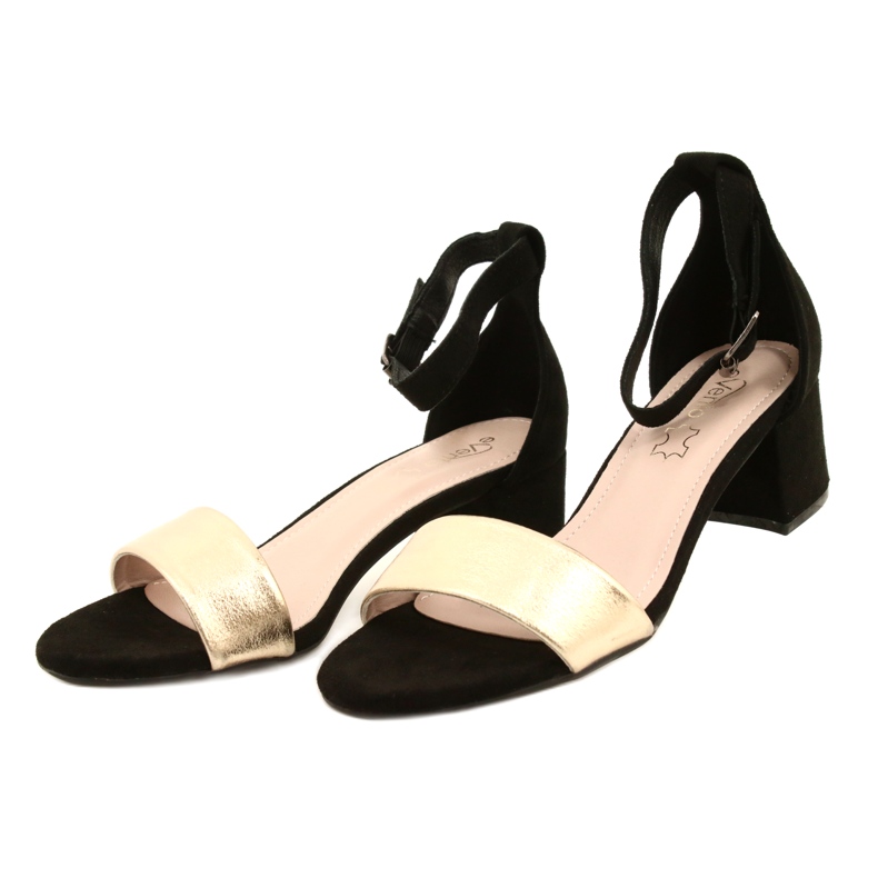 Crno-zlatne sandale na traci Evento 20SD98-1618 zlatna 2