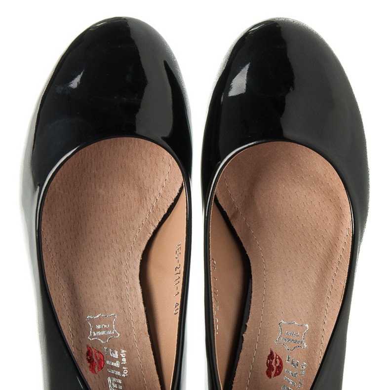 Yes Mile Lakirane pumpe crno 1