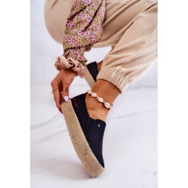 Cross Jeans Ženske espadrile na platformi Cross traperice JJ2R4015C crne crno 1