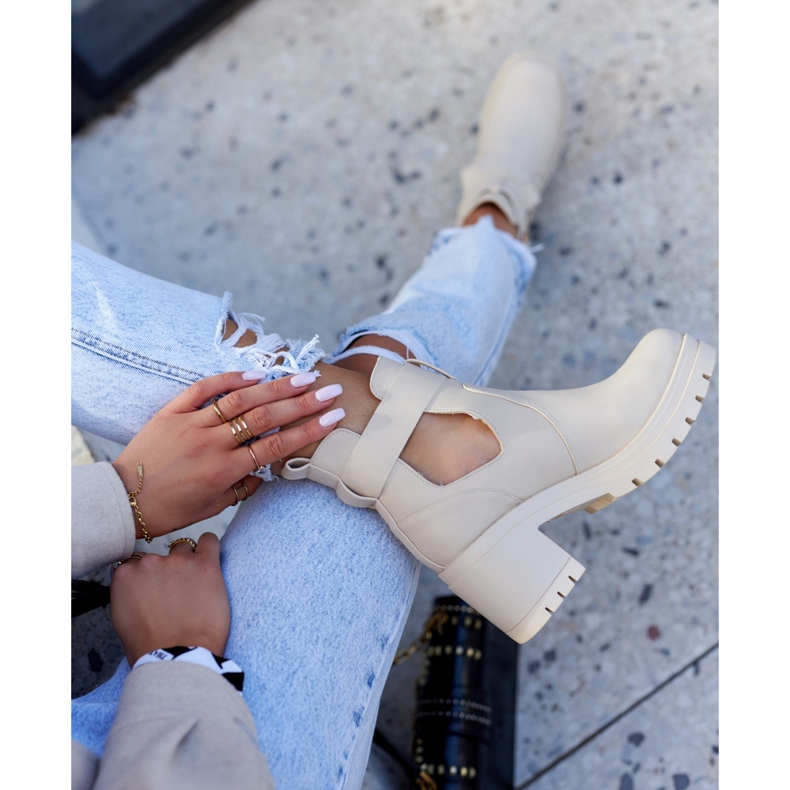 FE1 Kožne čizme izrezani remen Bež Rosanne 1