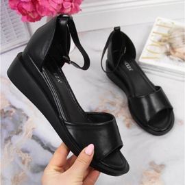 Crne Vinceza W JAN102A sandale na klin crna 1