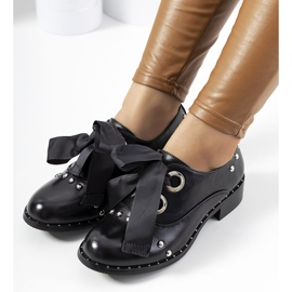 Crne ravne cipele iz Belcastra crna 1