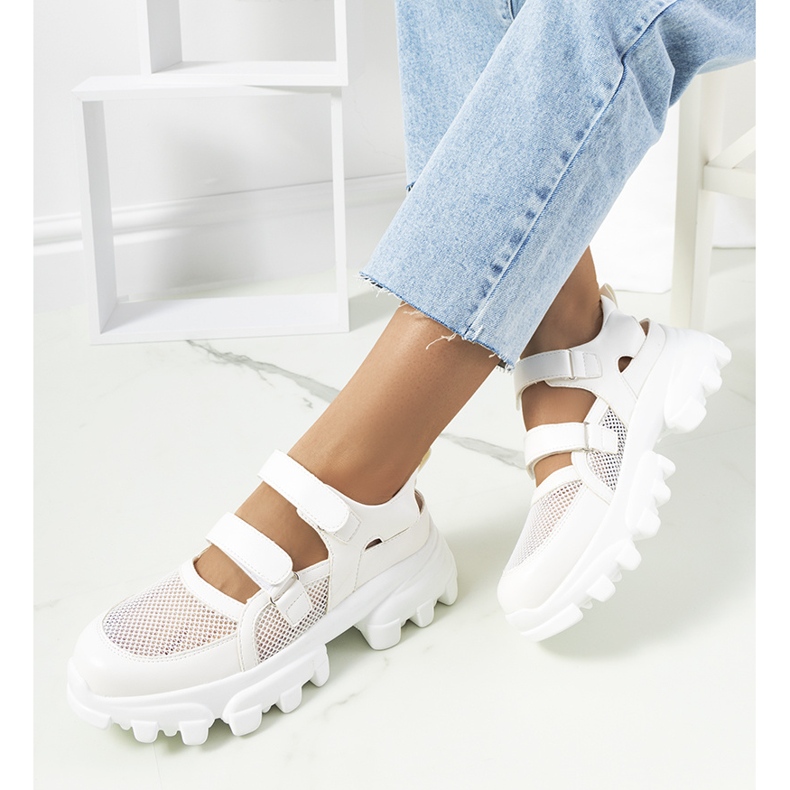 Bijele tenisice s traktorskim potplatom iz Djursa bijela 1