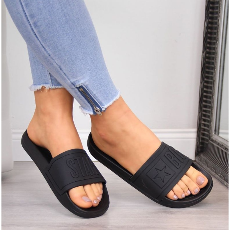 Ženske papuče Big Star crne DD274A271 crno zlatna 5