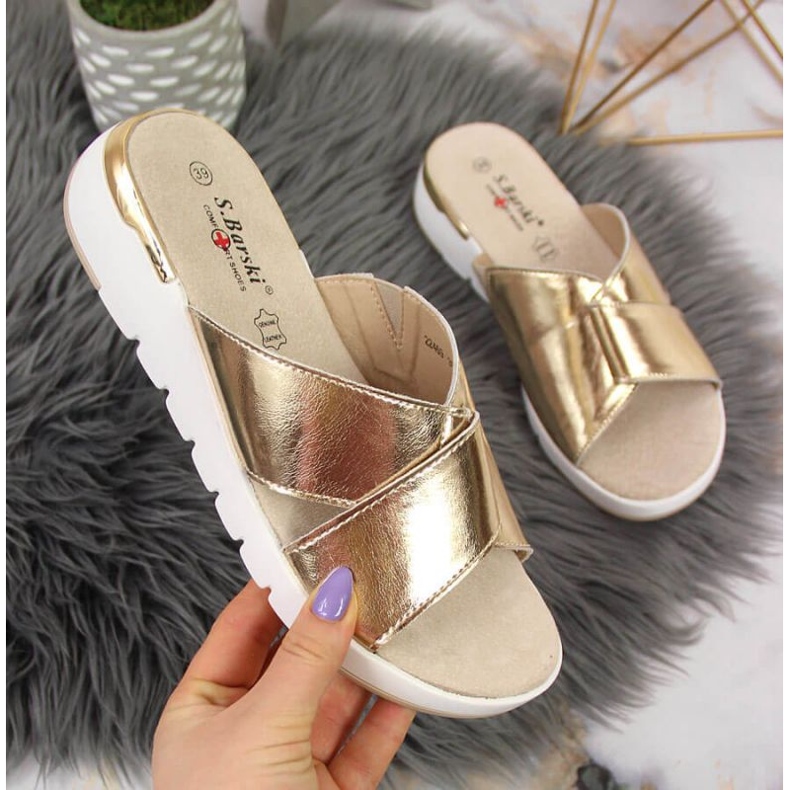 Lakirane papuče S. Barski W OLI159B zlatne zlatni 1