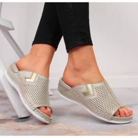 Kožne papuče na klin S. Barski W OLI163B zlatne zlatna 2