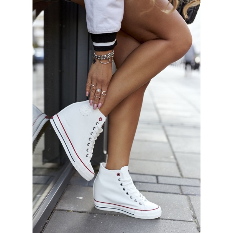 Cross Jeans Kožne tenisice na trapericama s klinom Cross II2R4024 Bijele bijela 2