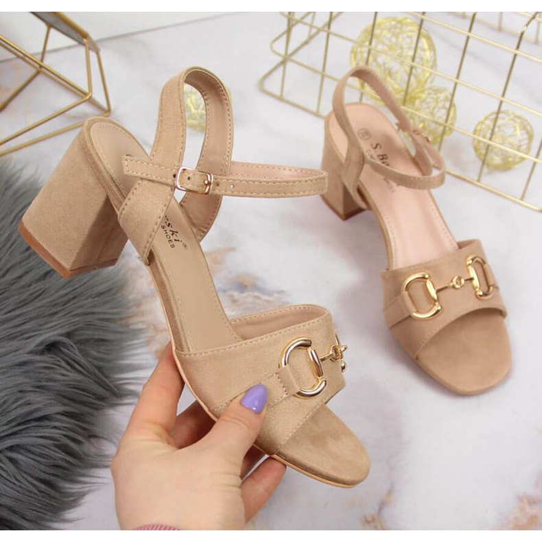 Sandale na stupić s ukrasom S.Barski W OLI158B bež 1