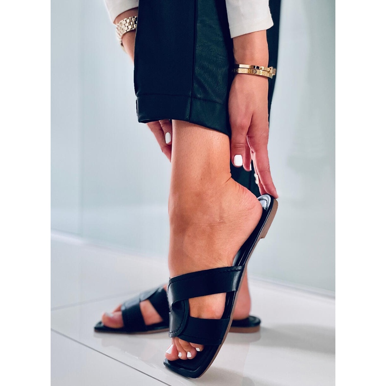 Tobogani s četvrtastim potplatom Nitya Black crno 2