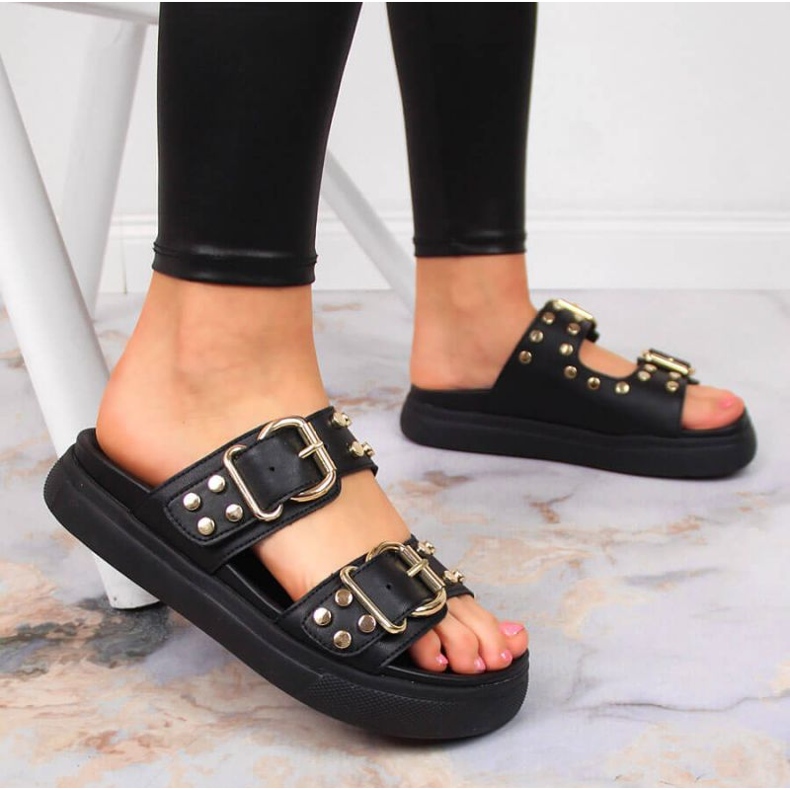 Papuče sa zakovicama Bugatti JJ253070 W INT1720A crne crno 2