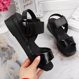 Sandale na klin Potocki W WOL75A crne crna 1