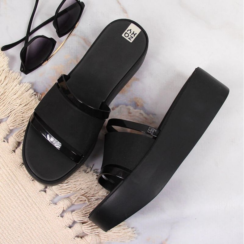 Gumene papuče na platformi Zaxy W INT1708B crne crna 2