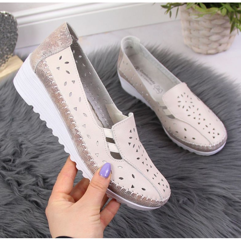 Kožne cipele na klin bež T.Sokolski W SCA156 1