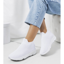 Bijele tenisice marke Roes bijela 1