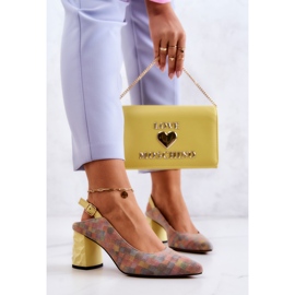 Suede pumpe on A Post Maciejka 05427-39 Multicolor višebojan žuta boja 2