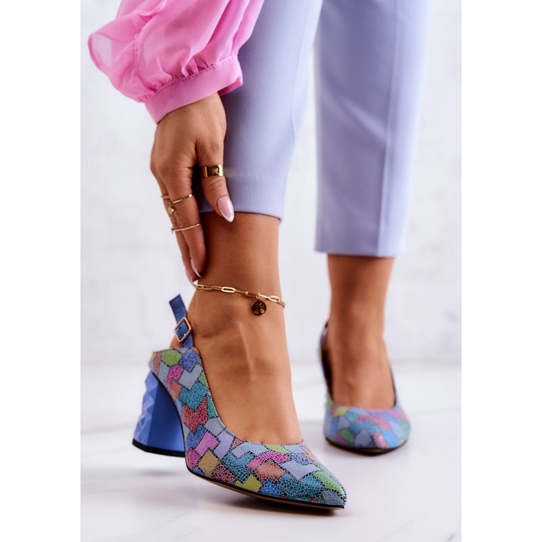 Kožne pumpice na šanku Maciejka 05427-06 Multicolor plava 1