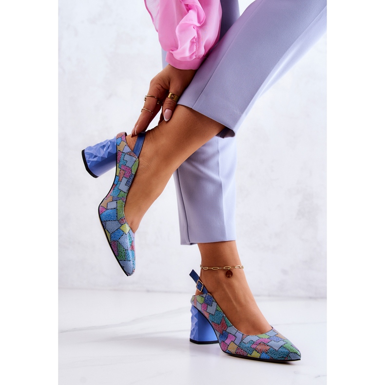 Kožne pumpice na šanku Maciejka 05427-06 Multicolor plava 2