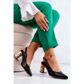 Kožne pumpice na šanku Maciejka 05427-01 crne crna zlatni 1