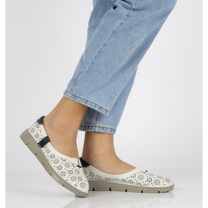 Kožne cipele Filippo DP1339 / 20 Wh bijele bijela 1