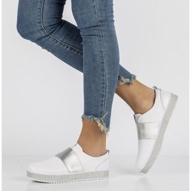 Kožne cipele Filippo DP1259 / 20 Wh bijele bijela 1