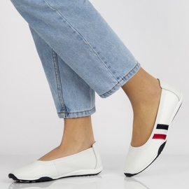 Kožne cipele Filippo DP2063 / 21 Wh bijele bijela 2