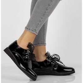 Kožne cipele Filippo DP947 / 21 Bk crno lakirane crna 1