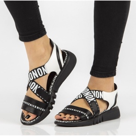 Crne sandale na klin Filippo DS2317 / 21 Bk crna 1