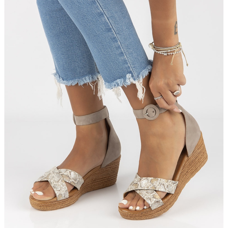 Kožne sandale Filippo 04565-04 / 00-5 zlatno bež 1