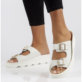 Kožne papuče Filippo DK3599 / 22 Wh bijele bijela 1