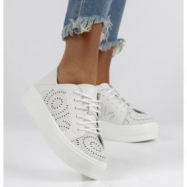 Kožne cipele FILIPPO DP3529 / 22 Wh bijele bijela 1