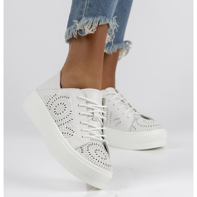 Kožne cipele FILIPPO DP3529 / 22 Wh bijele bijela 1