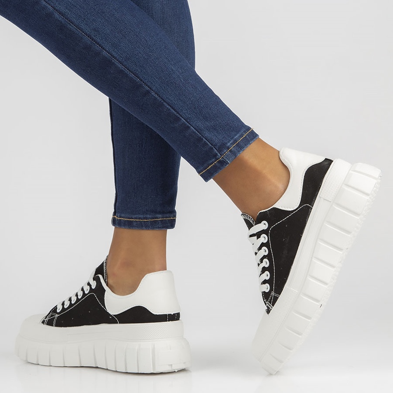 Crne tenisice Filippo 19352 crno 1