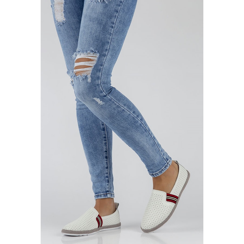 Kožne cipele Filippo DP2309 / 22 Wh bijele bijela 2