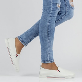 Kožne cipele FILIPPO DP066 / 22 Wh bijele bijela 2