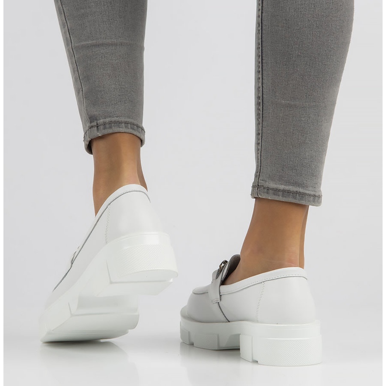 Kožne cipele Filippo DP3221 / 22 Wh bijele bijela 1