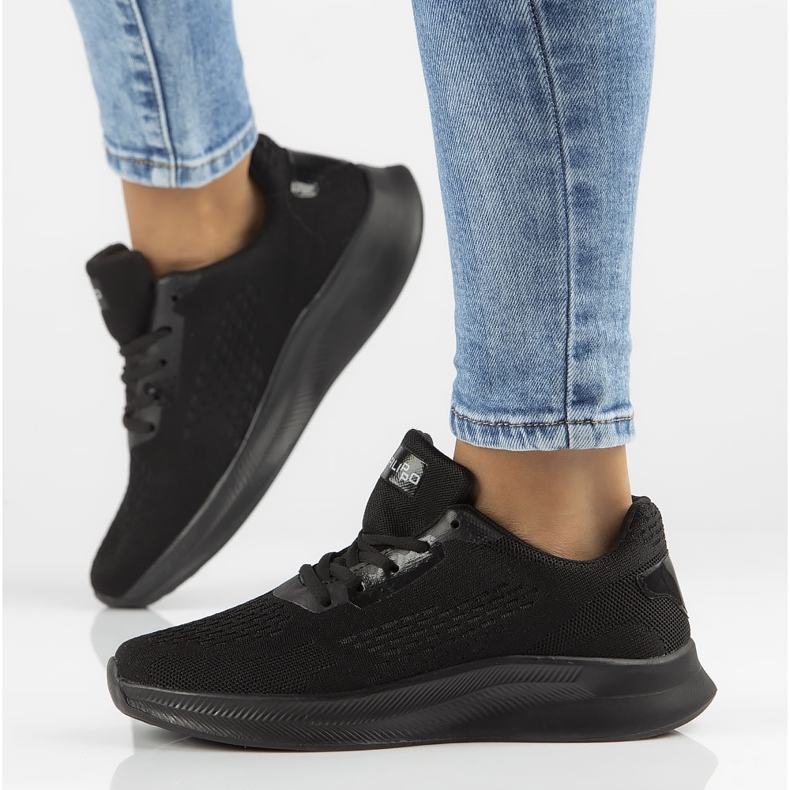 Sportske cipele Filippo DTN3670 / 22 Bk crne crna 1