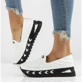 Kožne cipele Filippo DP3906 / 22 Wh bijele bijela 1