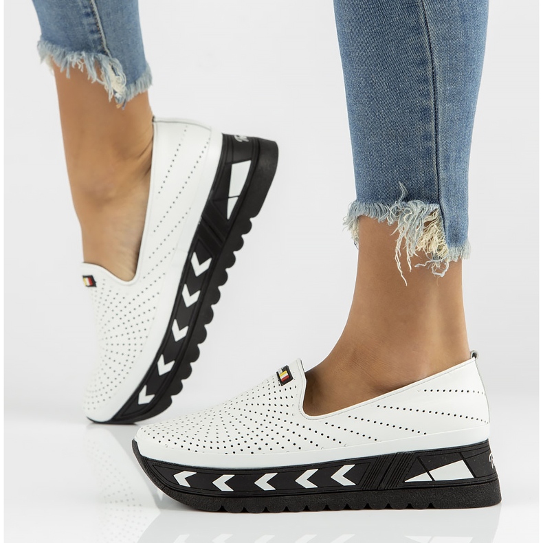 Kožne cipele Filippo DP3906 / 22 Wh bijele bijela 1